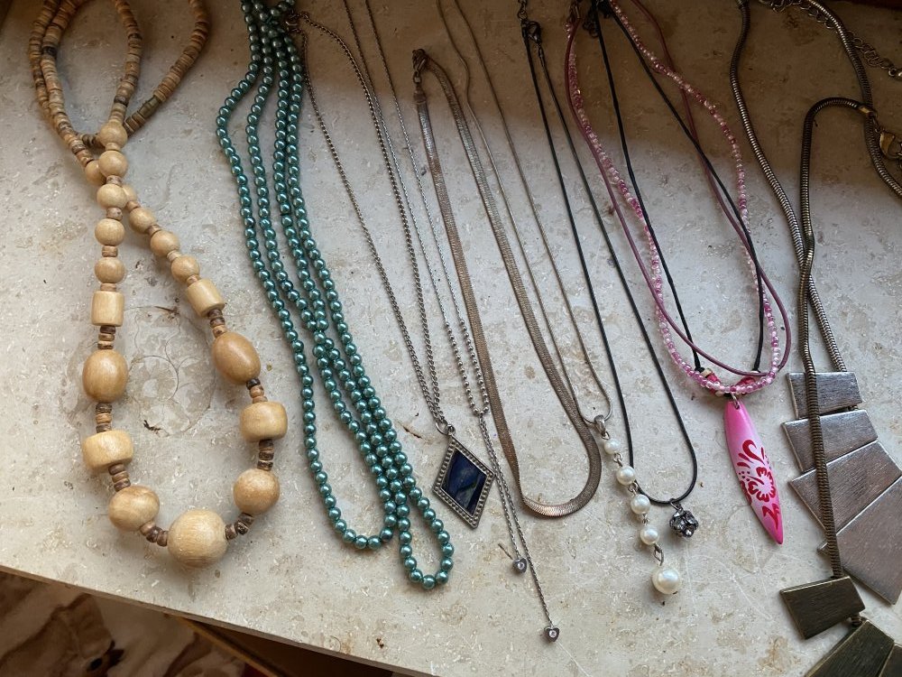 Ketten Haarbänder Gold Silber Perlen Holz Anhänger