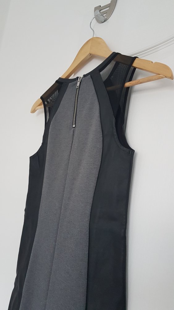 Minikleid mit Leder Schwarz/Grau