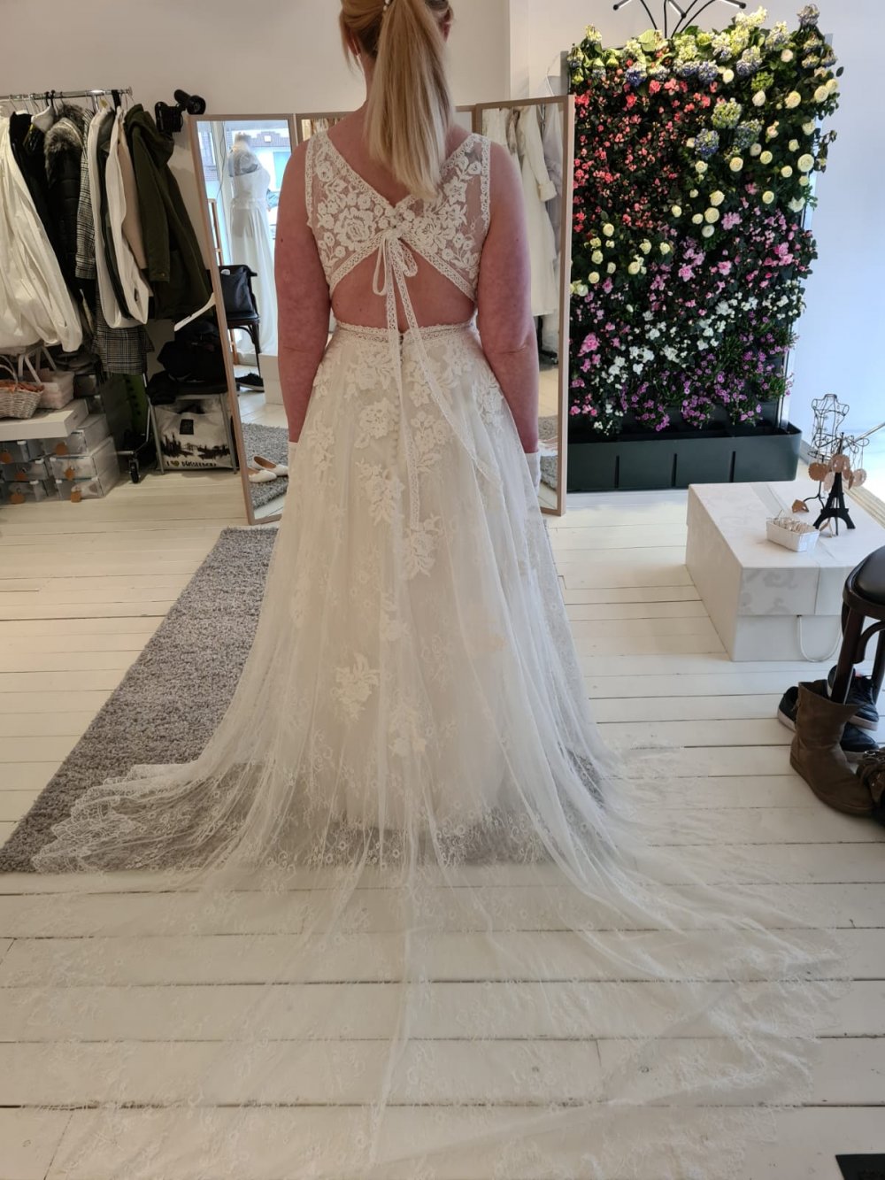 Brautkleid 38-40 Boho Schleppe ivory Elfenbein