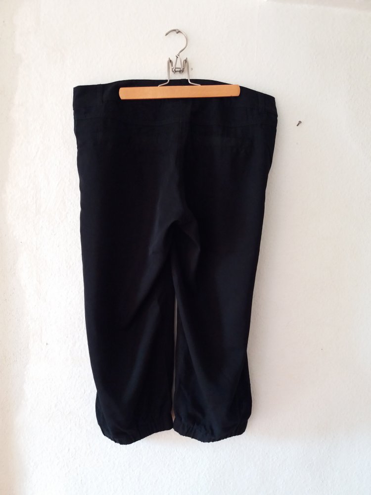 Schwarze 3/4 Hose