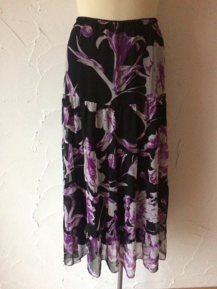 „MARK ADAM“ EXKLUSIVER MIDIROCK GR. 42