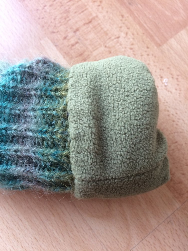 „H&M“STRICKSCHALL/ HANDSCHUHE 