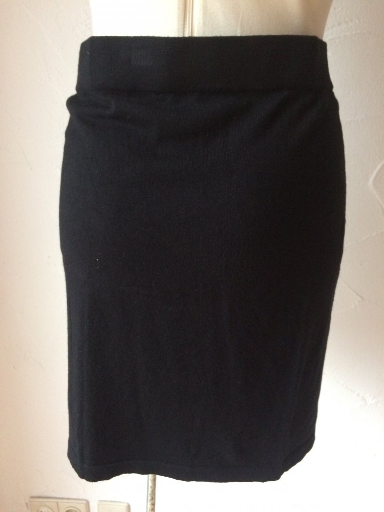 EXKLUSIVER ROCK GR. XS von „ ESPRIT COLLECTION „