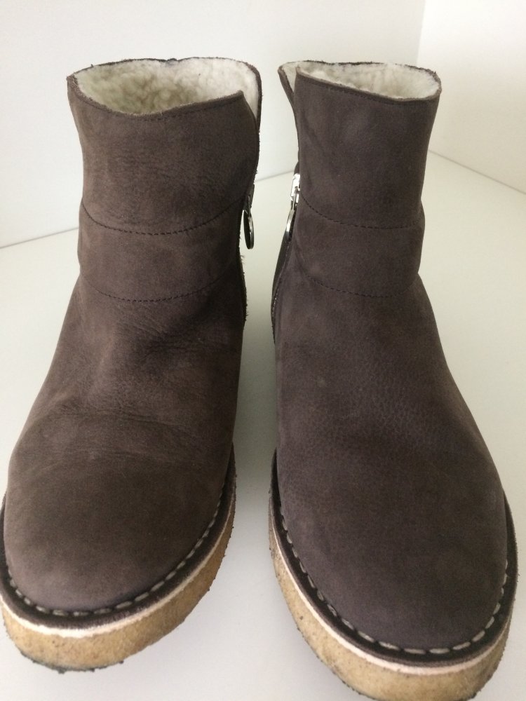 „MADE by HEART“ BOOTS STIEFELETTEN GR. 38