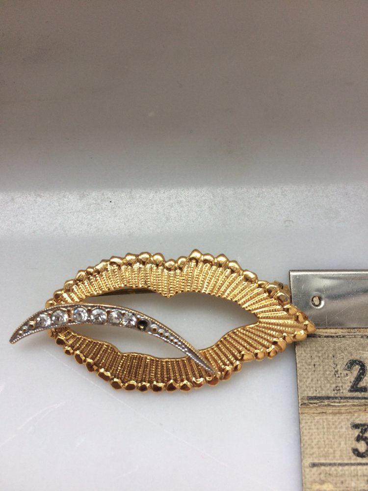 OMI LIEBLING BROSCHE 