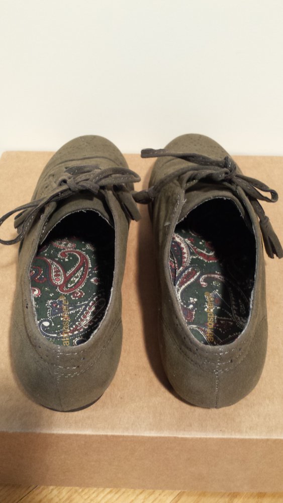 ungetragene Budapester in 39 von Atmosphere