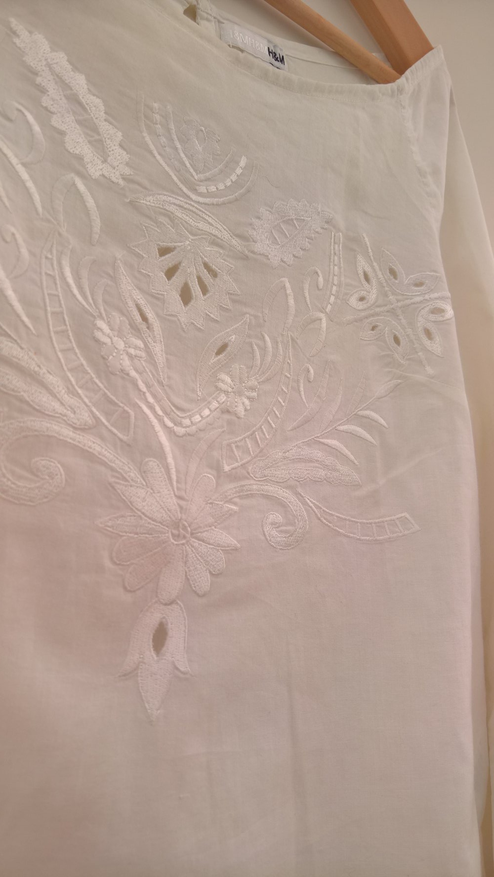 süß bestickte Bluse