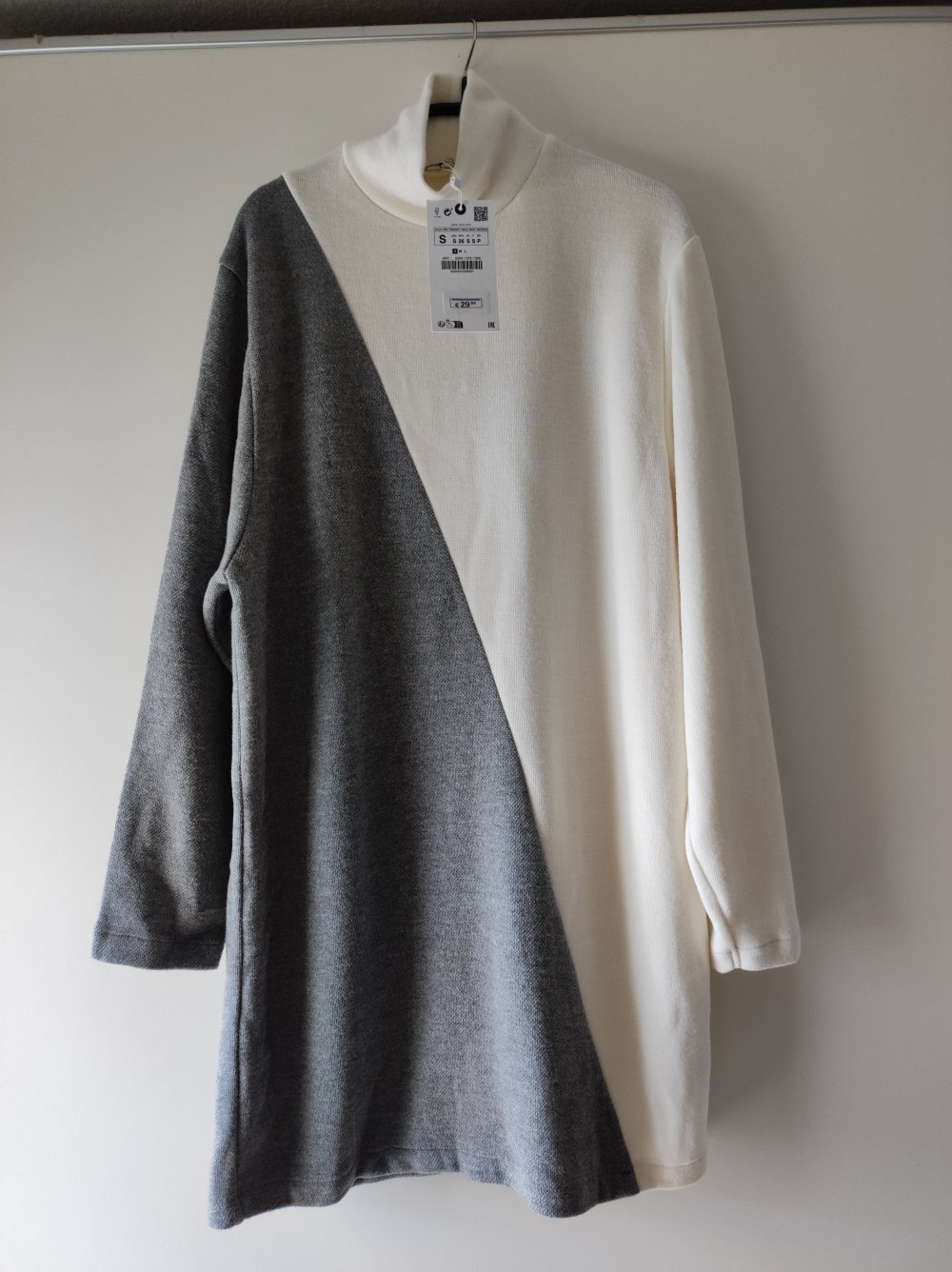 Zara Strickkleid Gr. S