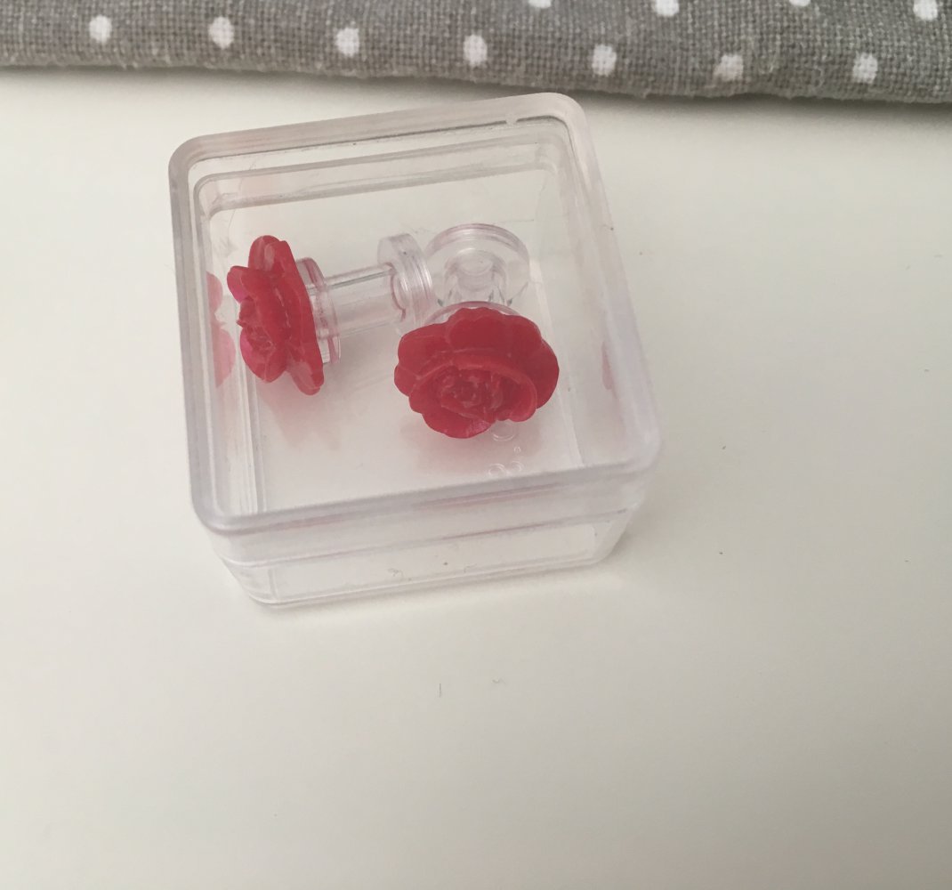5mm Plugs/Tunnel rot rose Tunnel mit Blumen-Aufsatz