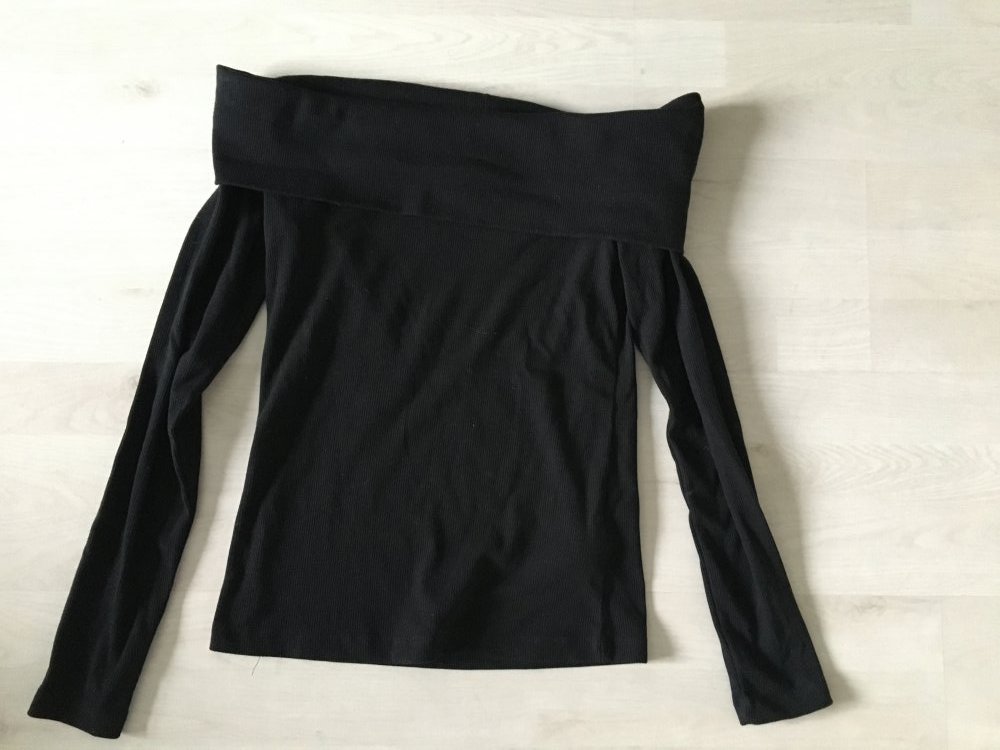Lamgarmshirt Pullover Schulterfrei schwarz Basic S