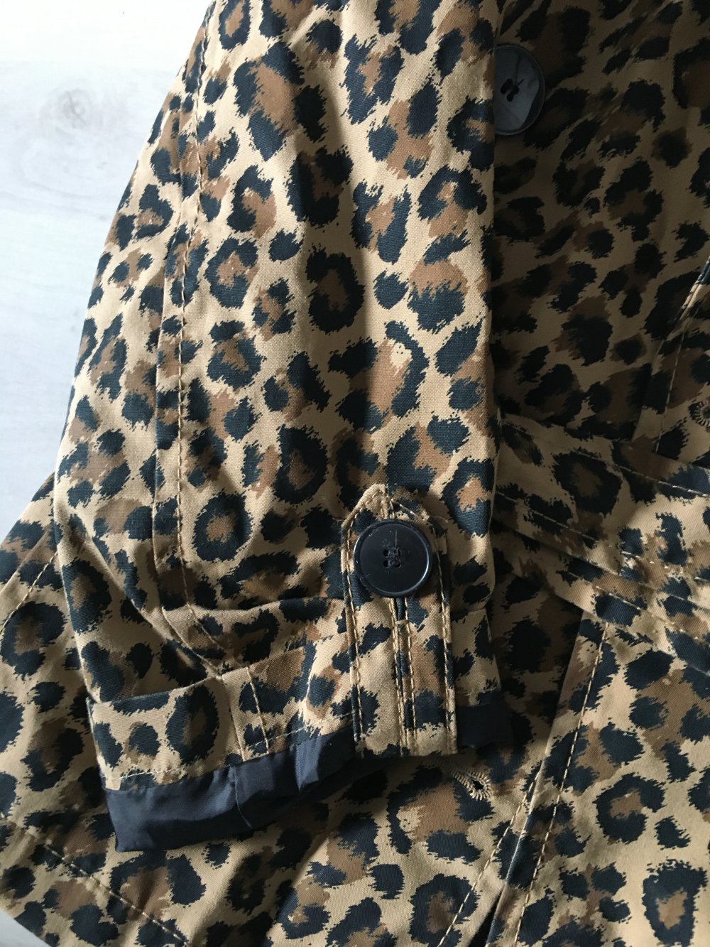 Leo Leopard Jacke Kurzer Trenchcoat Regenjacke retro rockabilly vintage H&M S tailliert