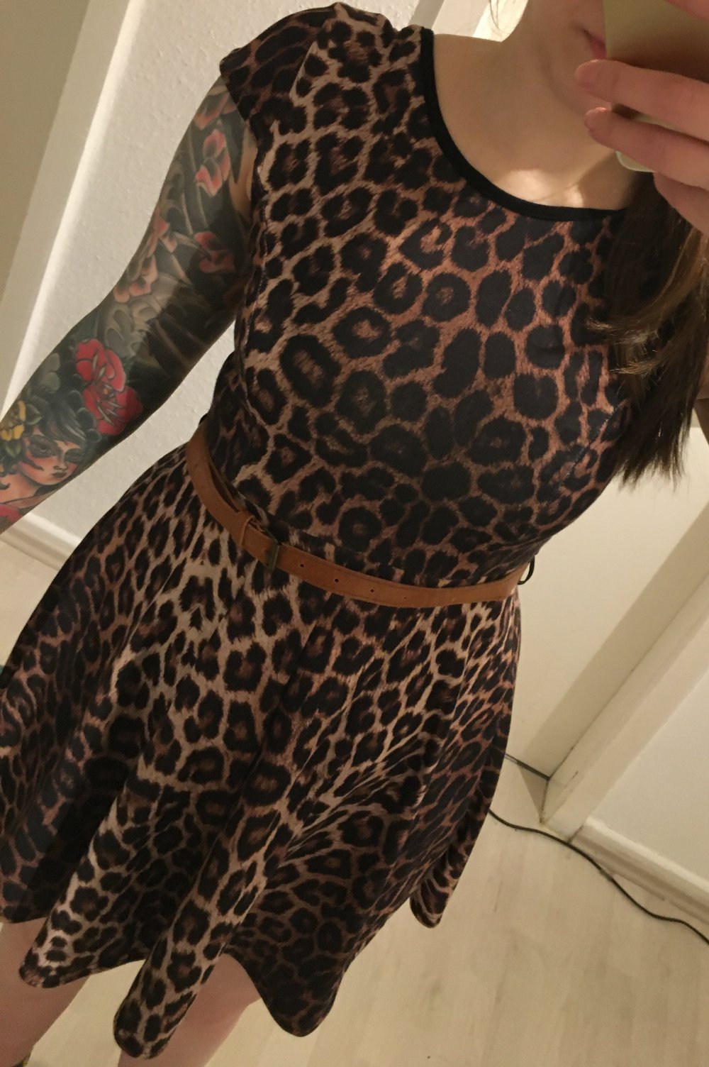 Leo leopard Kleid Kurzkleid ärmellos sommer S