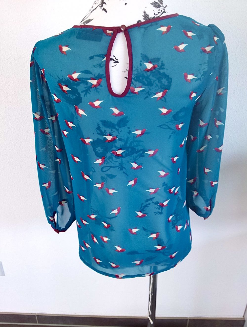 Kostenloser Versand Schwalben Bluse C&A  Weinrot / blau - grün 