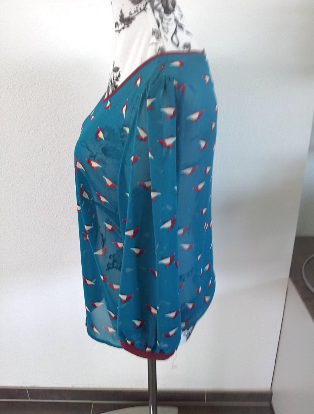 Kostenloser Versand Schwalben Bluse C&A  Weinrot / blau - grün 