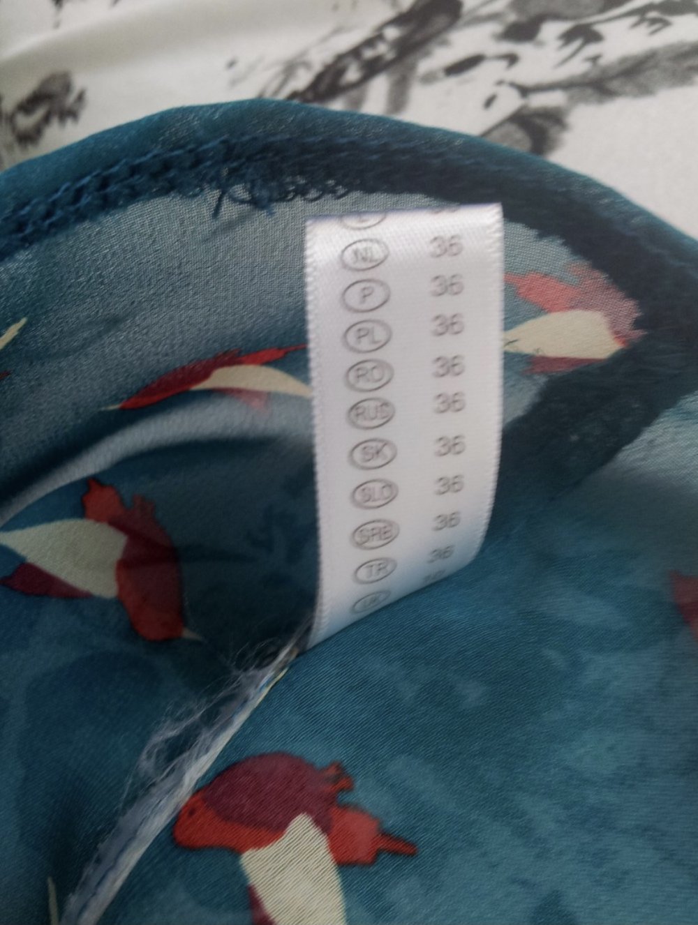 Kostenloser Versand Schwalben Bluse C&A  Weinrot / blau - grün 