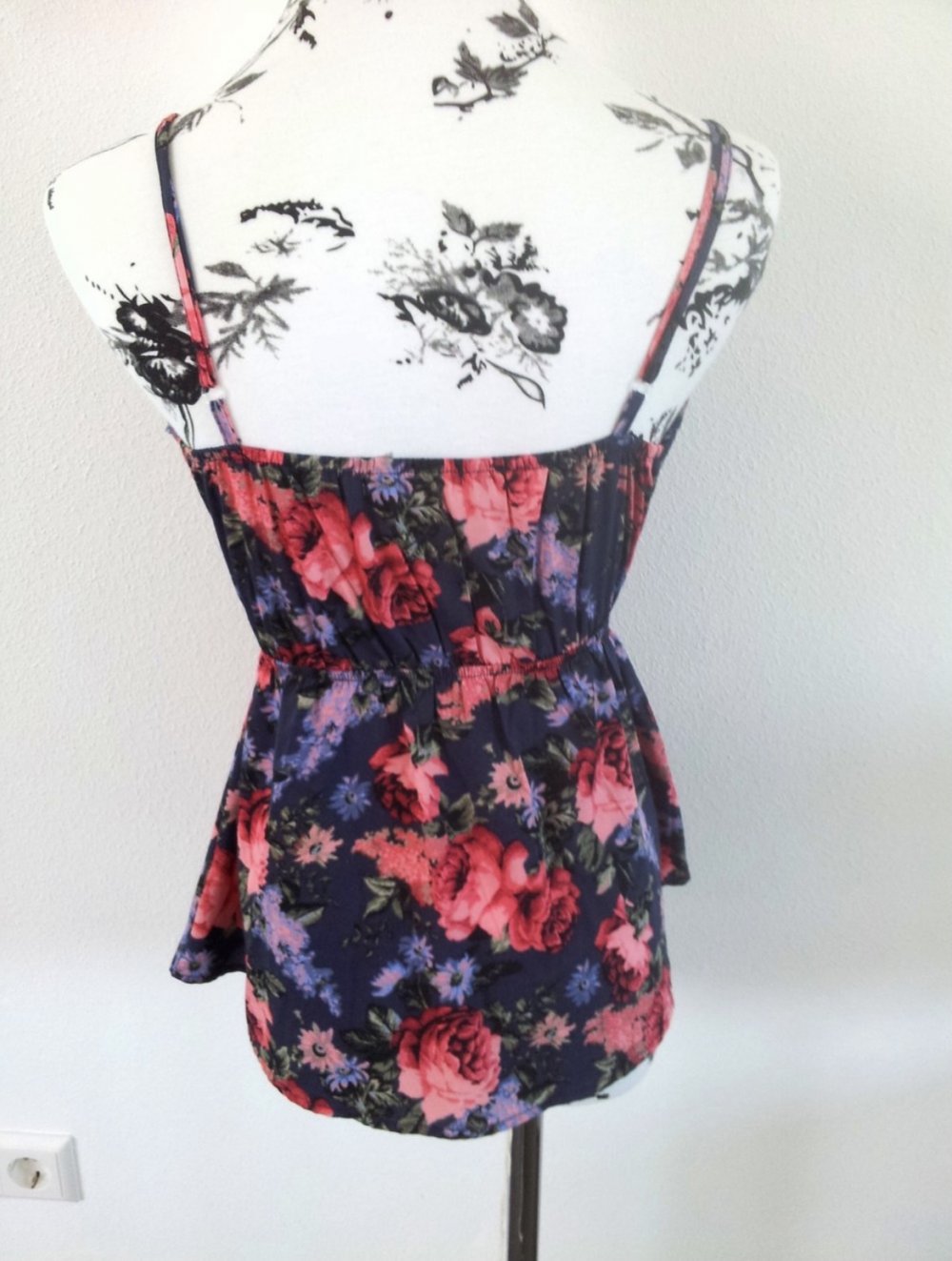 Versand 2€ als Warensendung oder Versichert 