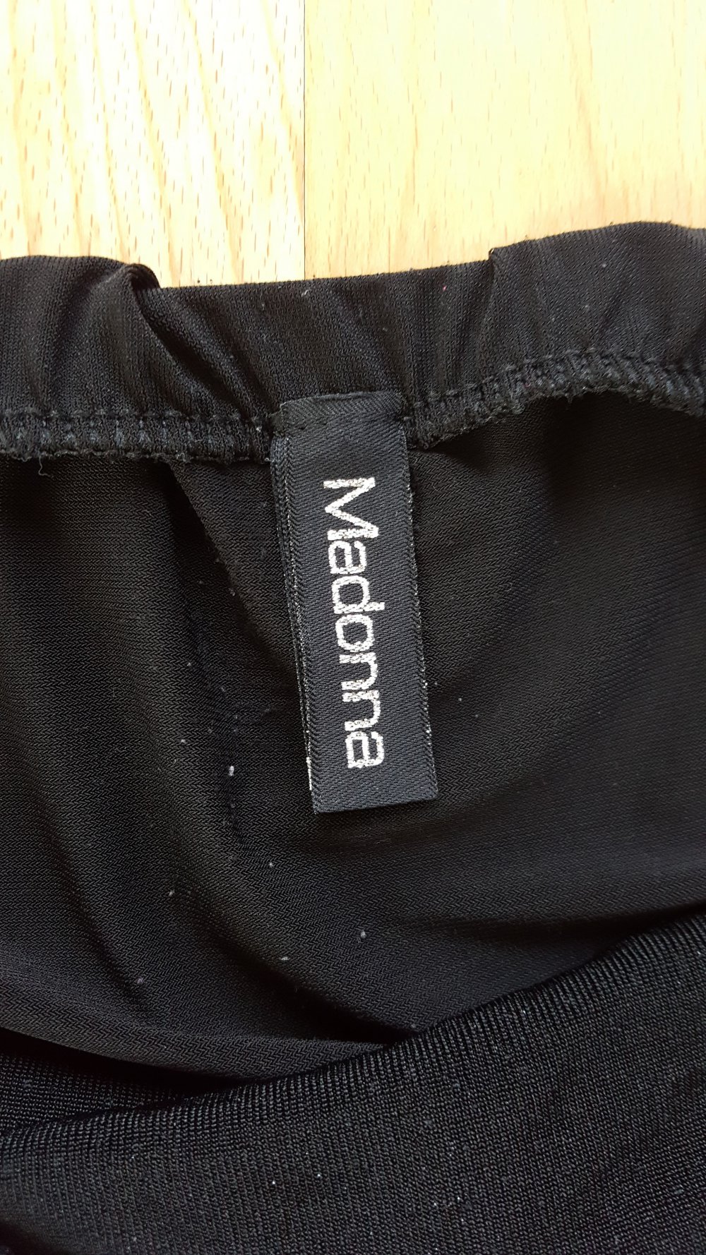 schönes Glitzerkleid