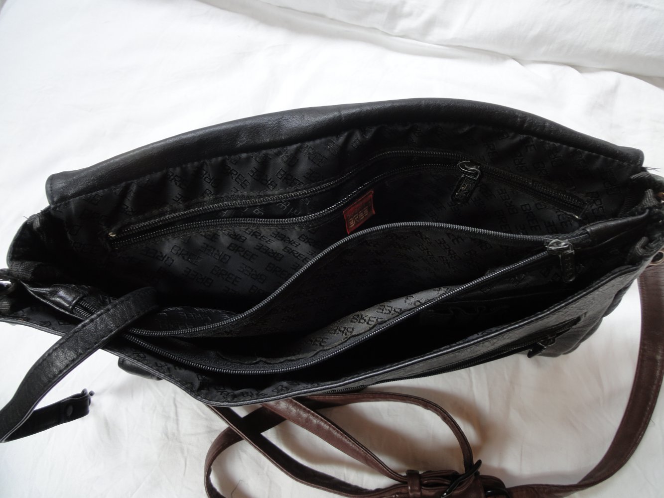 Schultertasche/ BREE