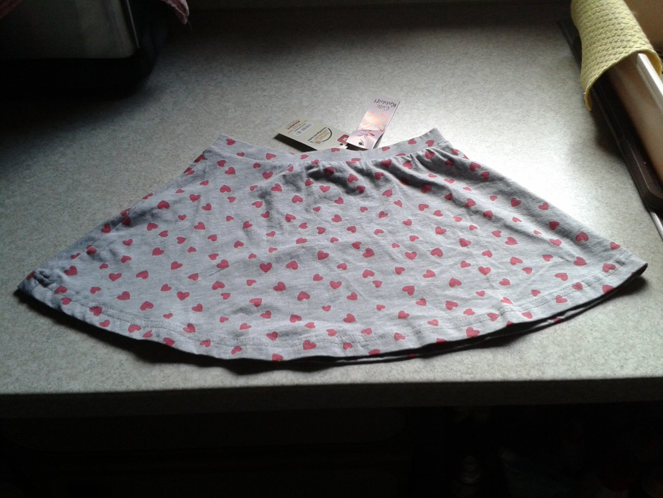 Infinity Kids herziges Sommerröckchen neu mit Etikett - in grau/pink leider zu klein 