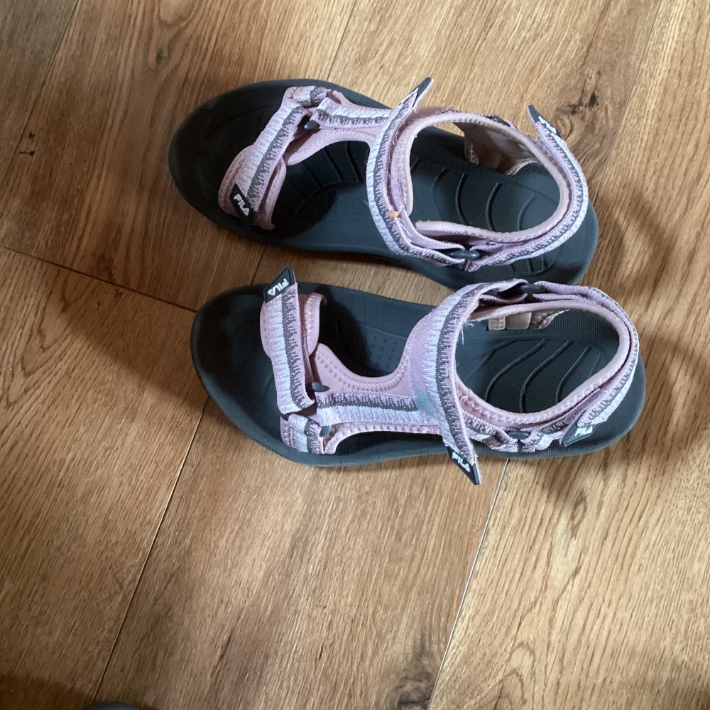 schöne Sandalen gr.39 von Villa