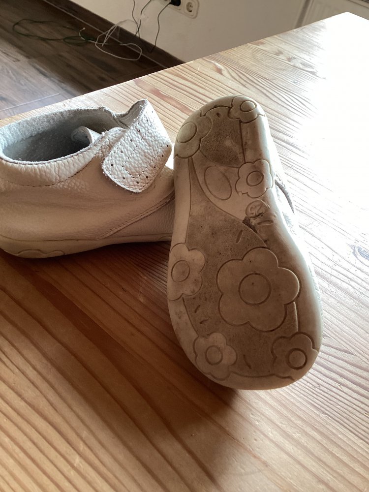 schöne niedliche Schuhe gr.25