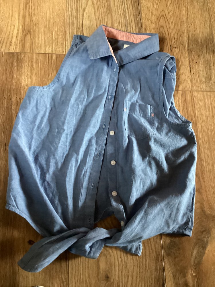 Schöne Bluse zum Binden gr170