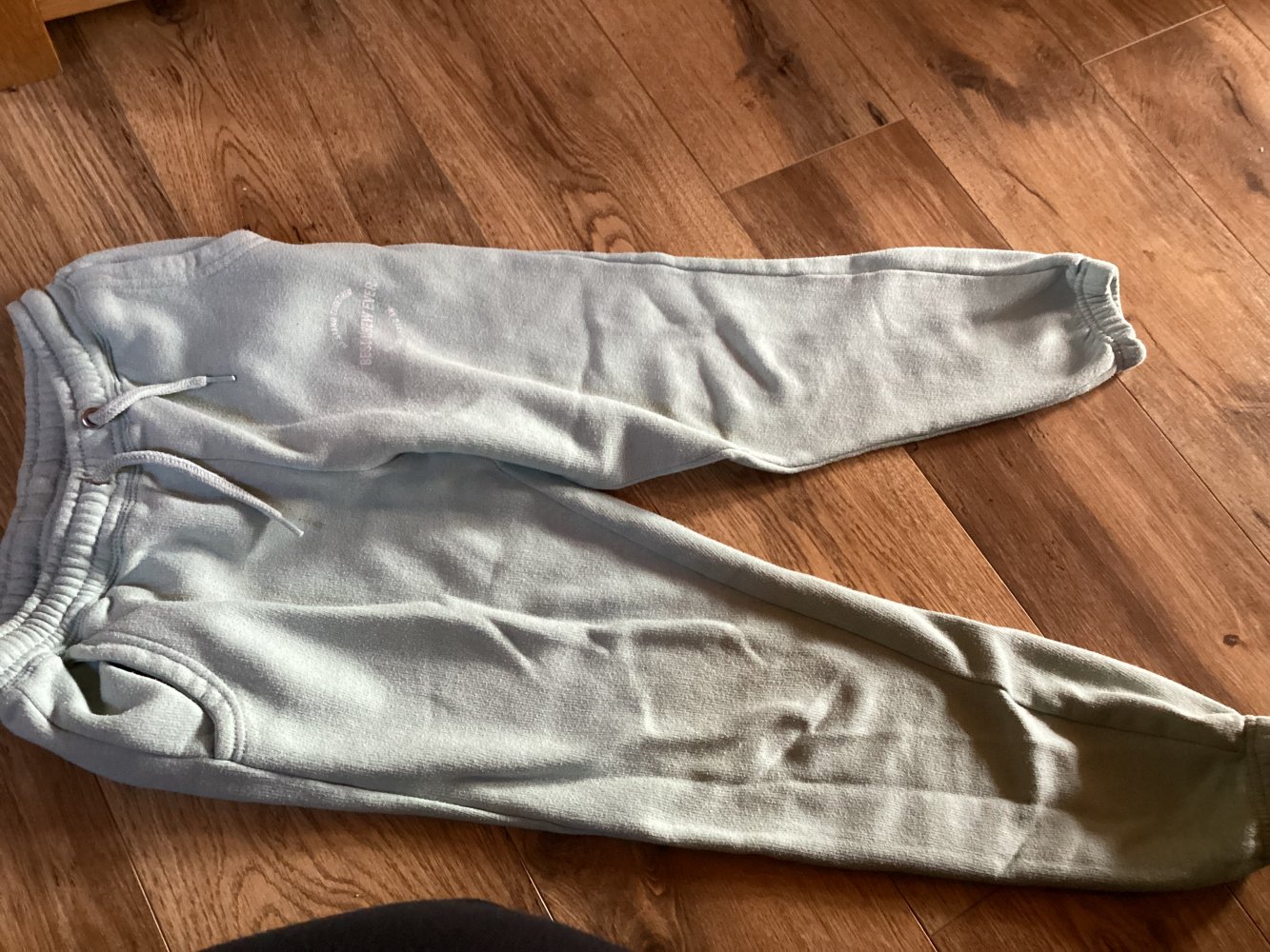 bequeme mintgrünes Jogginghose gr.146/152