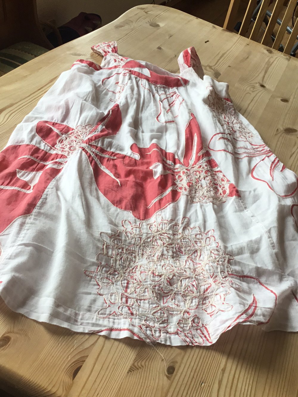 Schönes Kleid von Mossimo Ditto gr.134