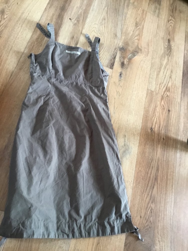 Wunderschönes Kleid gr.134/140 in schokobraun von Timberland