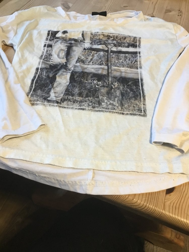  Cooles Longshirt gr.140/146