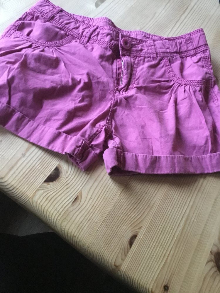 schöne Shorts gr.134/140