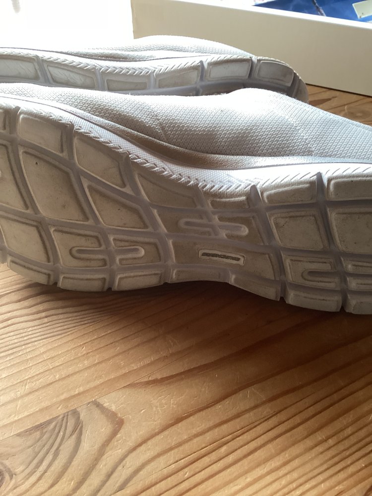 Sportschuhe n für Damen gr.41