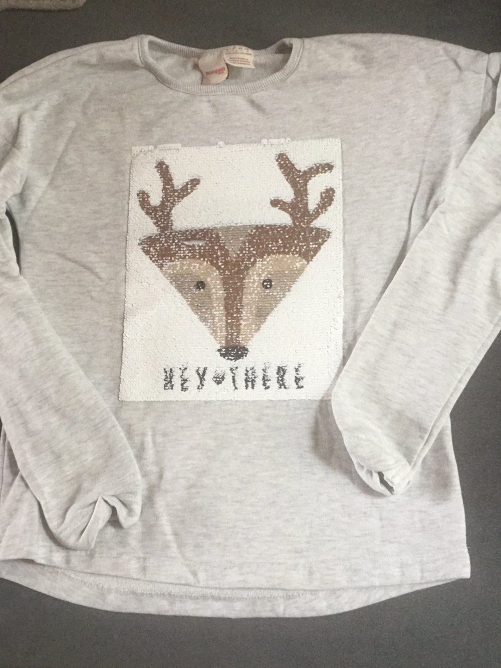 Schöner Wendepailetten Pullover gr.134 von Manguun