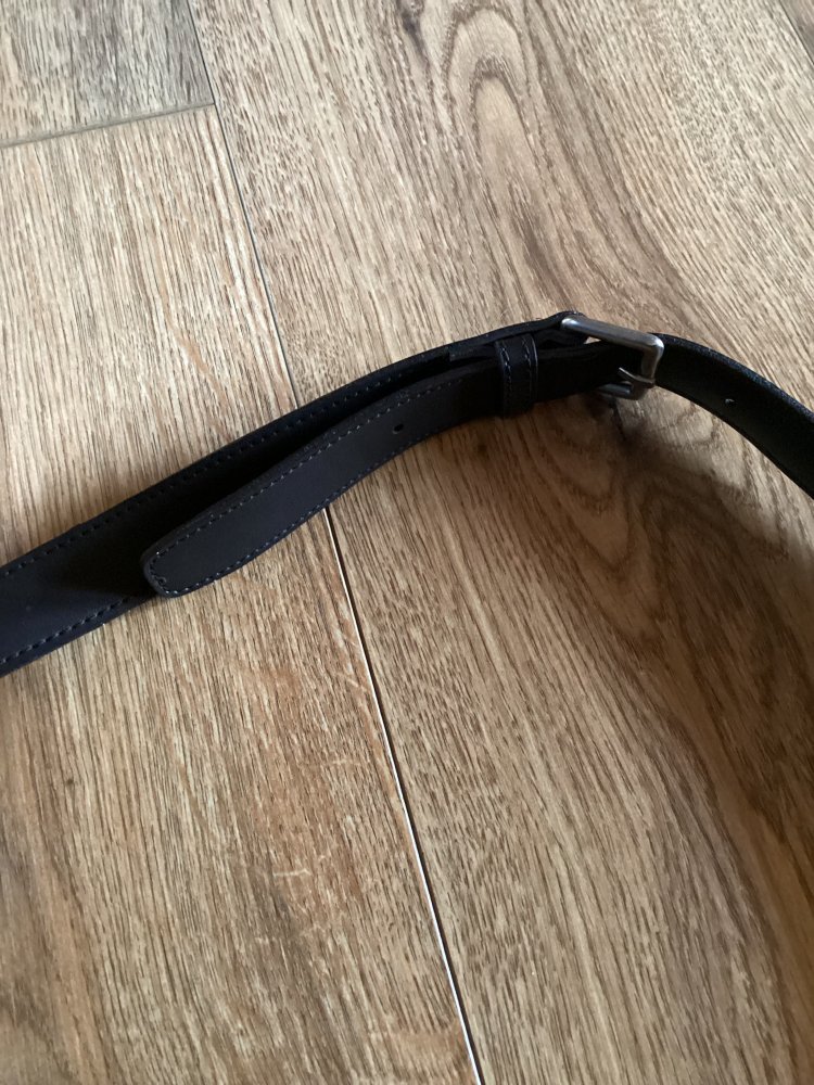 Esprit schöne neuwertige Umhängetasche