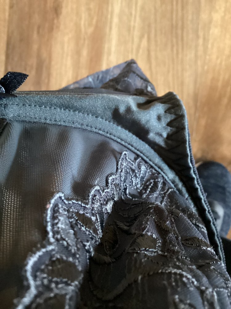 wunderschöner Marken Bh gr.90 D in rauchblau