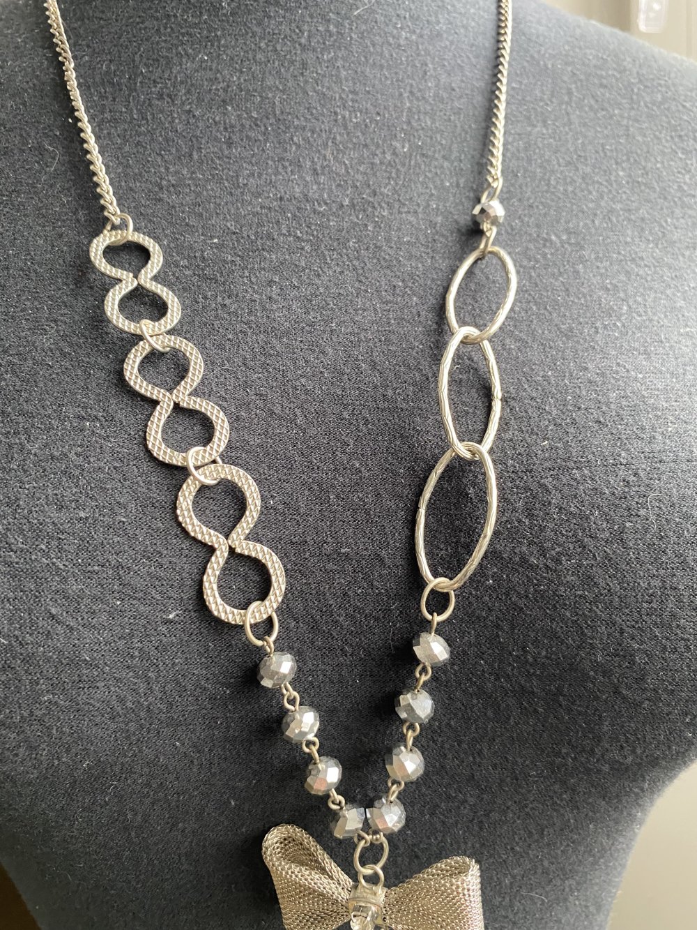 Kette, Modeschmuck, silberfarben, Schleifenelement