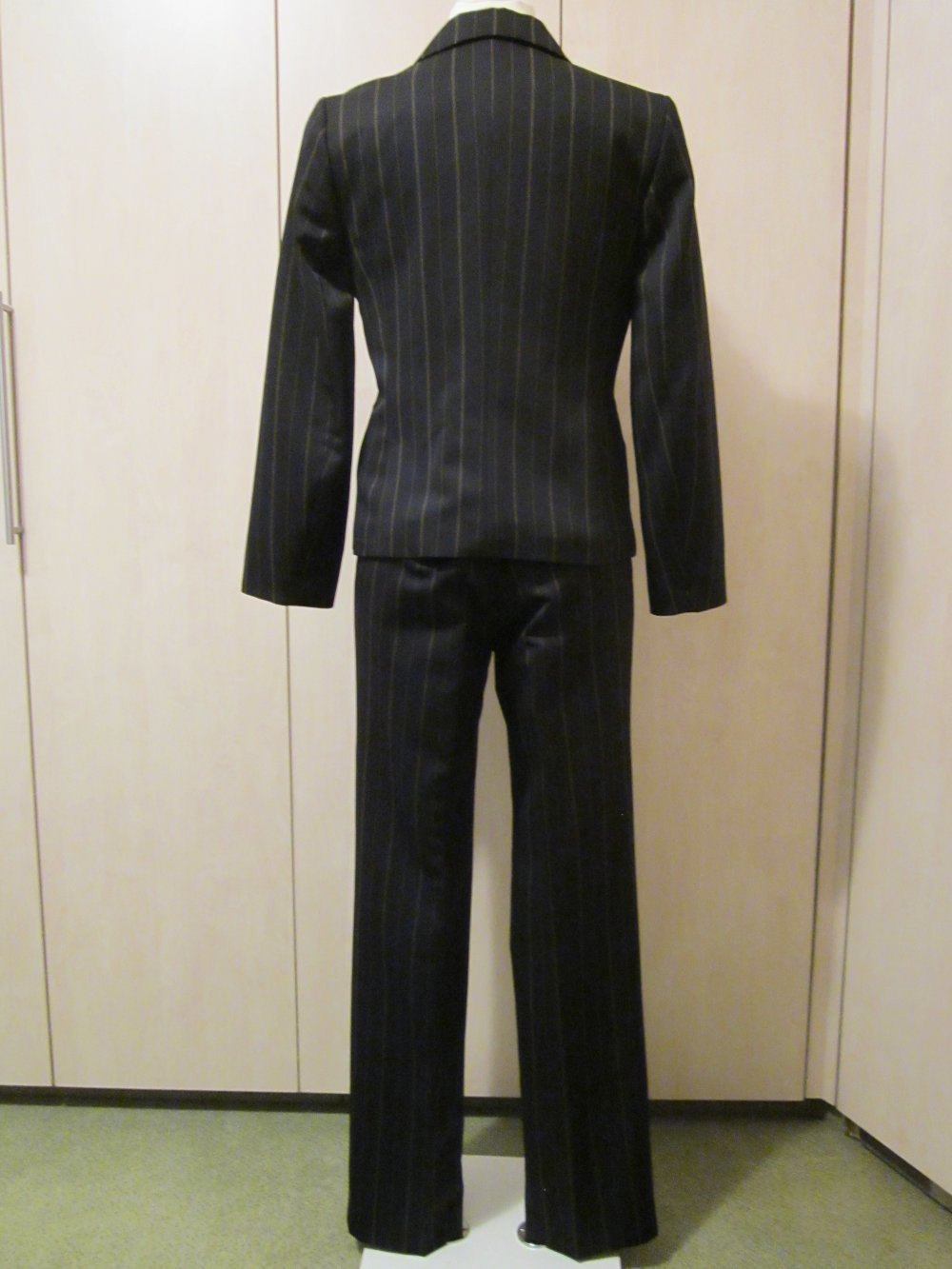 Hosenanzug im Business-Style