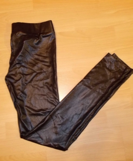 schwarze Lederleggins