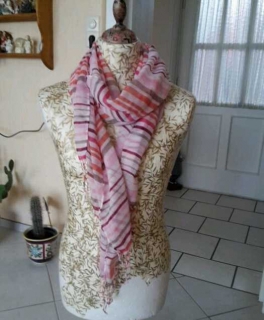 Super süßer schal in rosatönen