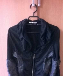 Coole Jacke mit verschiedenen Stoffen