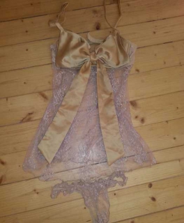 goldenes Neglige Tanga Set mit Schleife  Gr. S Hunkemöller kaum getragen