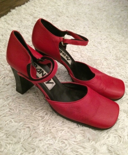 20er Jahre Pumps in rot