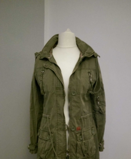 KHUJO MANTEL/PARKA GR.M KHAKI 