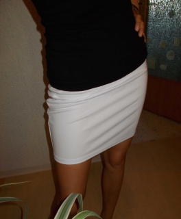 Neu! kurzer weißer Rock von Orsay, Größe 36