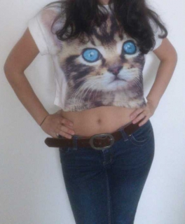 Kurzes Kätzchen T-Shirt