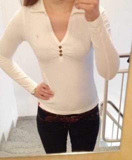 Schönes Schlichtes Weißes Oberteil mit Knöpfen von Esprit (edc)