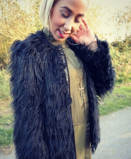 FakeFur Jacke NEU Kunstfell schwarz S M L 34 36 38 Boho Gypsy Blogger Trend