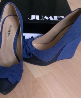 Blau schwarze Keilpumps