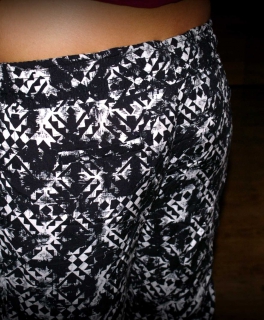 Haremshose Clockhouse schwarz/weiß Gr. 38