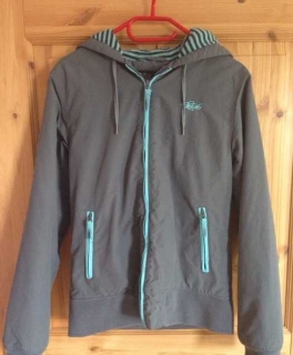 blau/graue Winterjacke von Rules